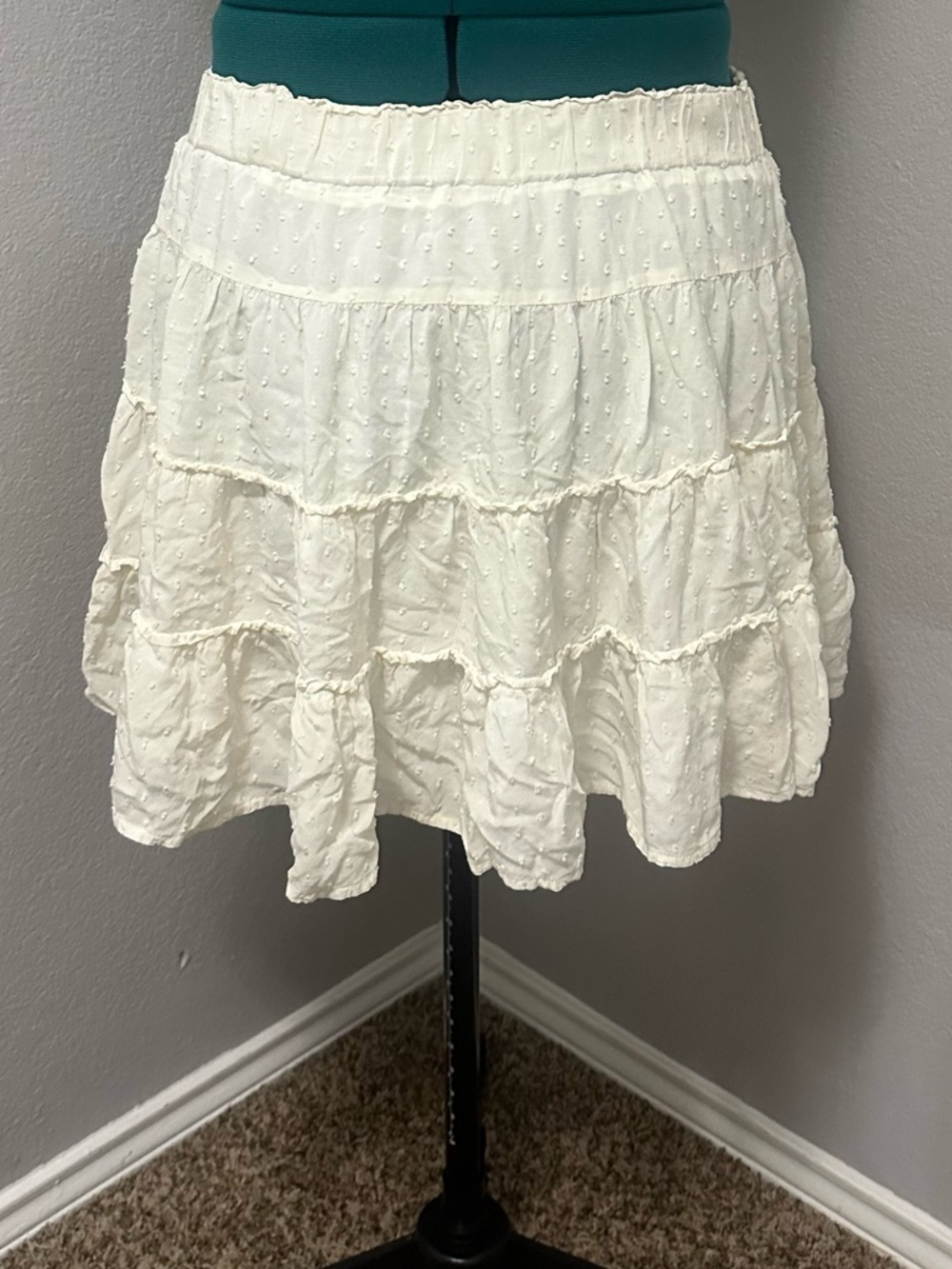LOFT White Tiered Mini Skirt